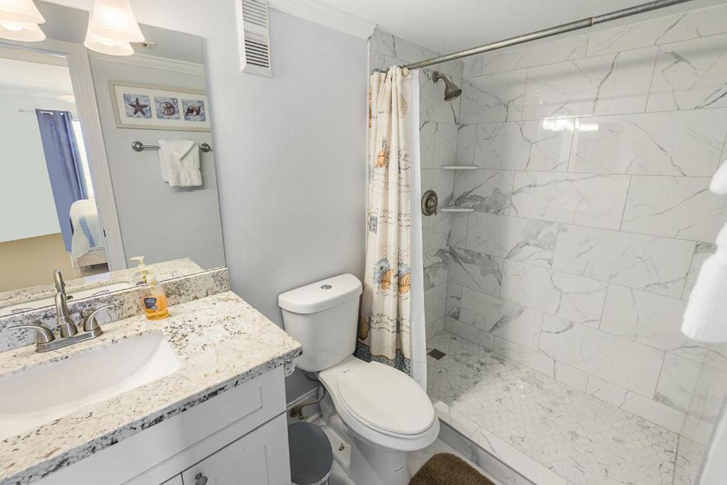 Island Winds East 308 By Albvr - Beautifully Renovated Beachfront Condo & Steps Away From Hangout & More! Gulf Shores Buitenkant foto