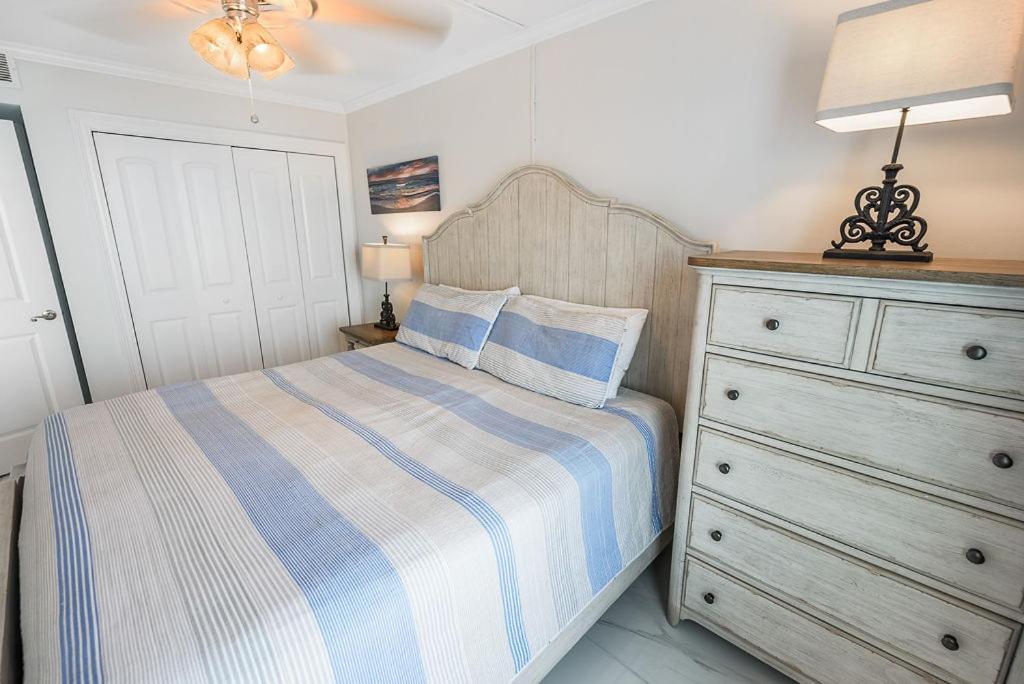 Island Winds East 308 By Albvr - Beautifully Renovated Beachfront Condo & Steps Away From Hangout & More! Gulf Shores Buitenkant foto