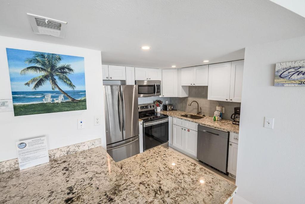 Island Winds East 308 By Albvr - Beautifully Renovated Beachfront Condo & Steps Away From Hangout & More! Gulf Shores Buitenkant foto